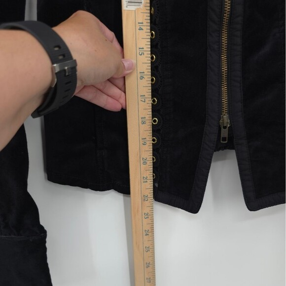 Free People Margot Black Velvet Jacket Lace Inset Grommets Regency Core Zip Up - Picture 16 of 16